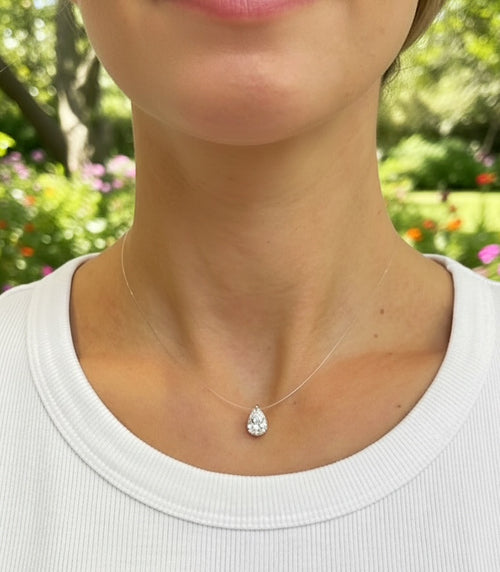Floating sparkling necklace