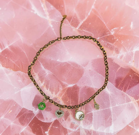 Chunky charm necklace